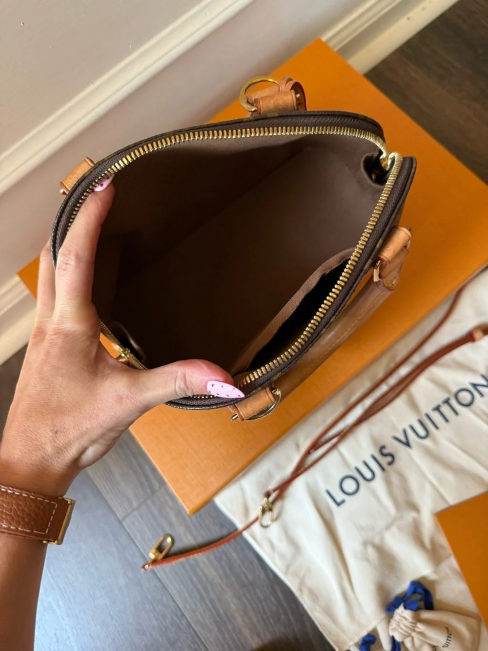 Louis Vuitton authentic louis